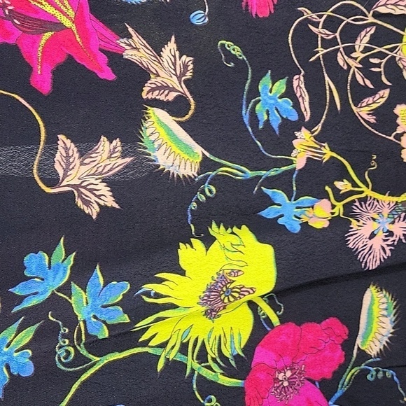 H&M Blouse Black With Vibrant Neon Flowers Size 2 - Picture 7 of 9
